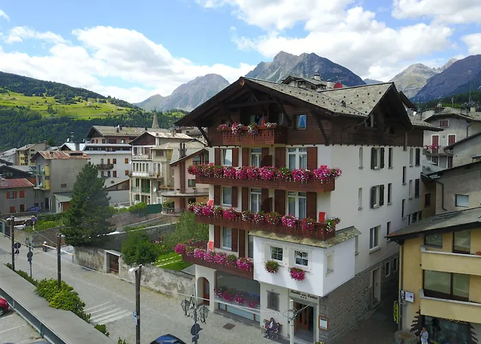 Hotel Meuble Garni Della Contea